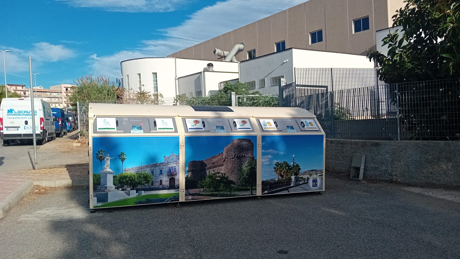 A Reggio Calabria operative le nuove mini isole ecologiche