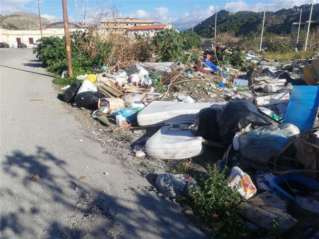 situazione via del Fortino a Melito di Porto Salvo