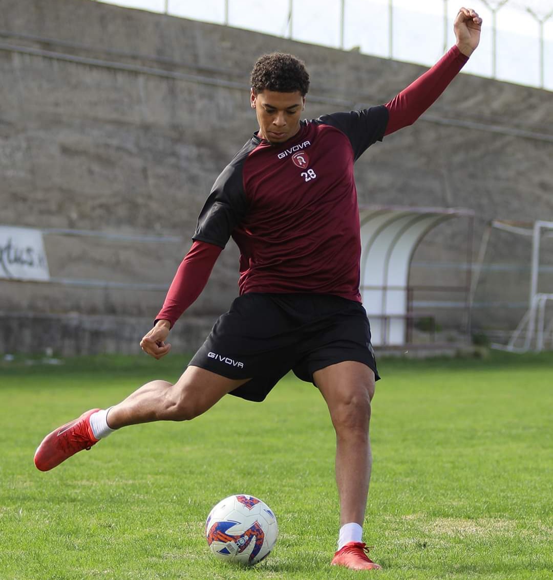 Reggina, si prosegue con gli addii