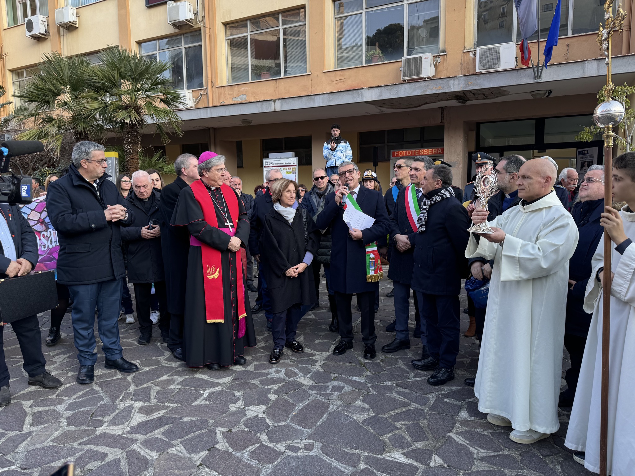 A Cassano sono arrivate le reliquie del beato don Puglisi
