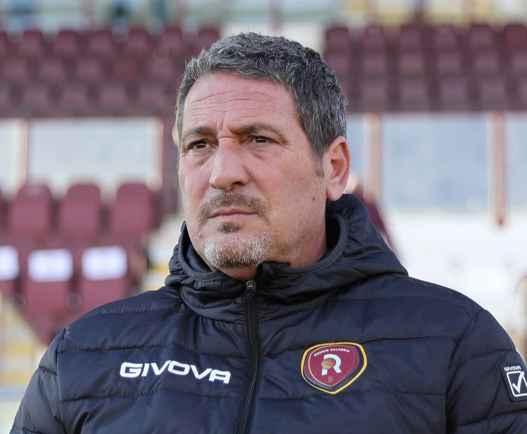 Reggina: polemiche social, arrivano le precisazioni di Trocini