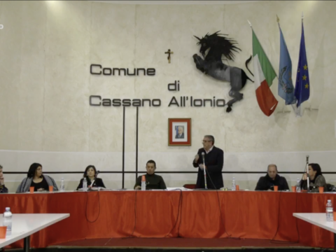 Tavolo Consiglio comunale