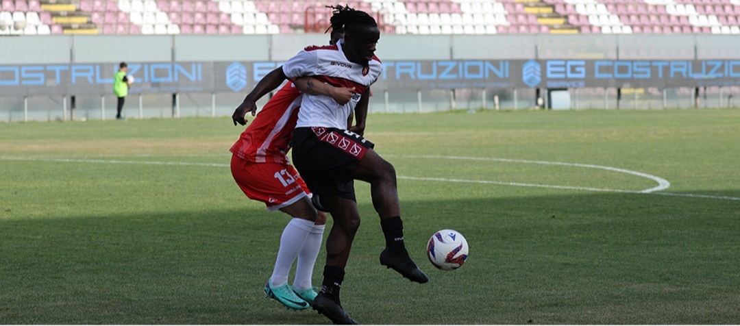 Reggina: Renelus saluta