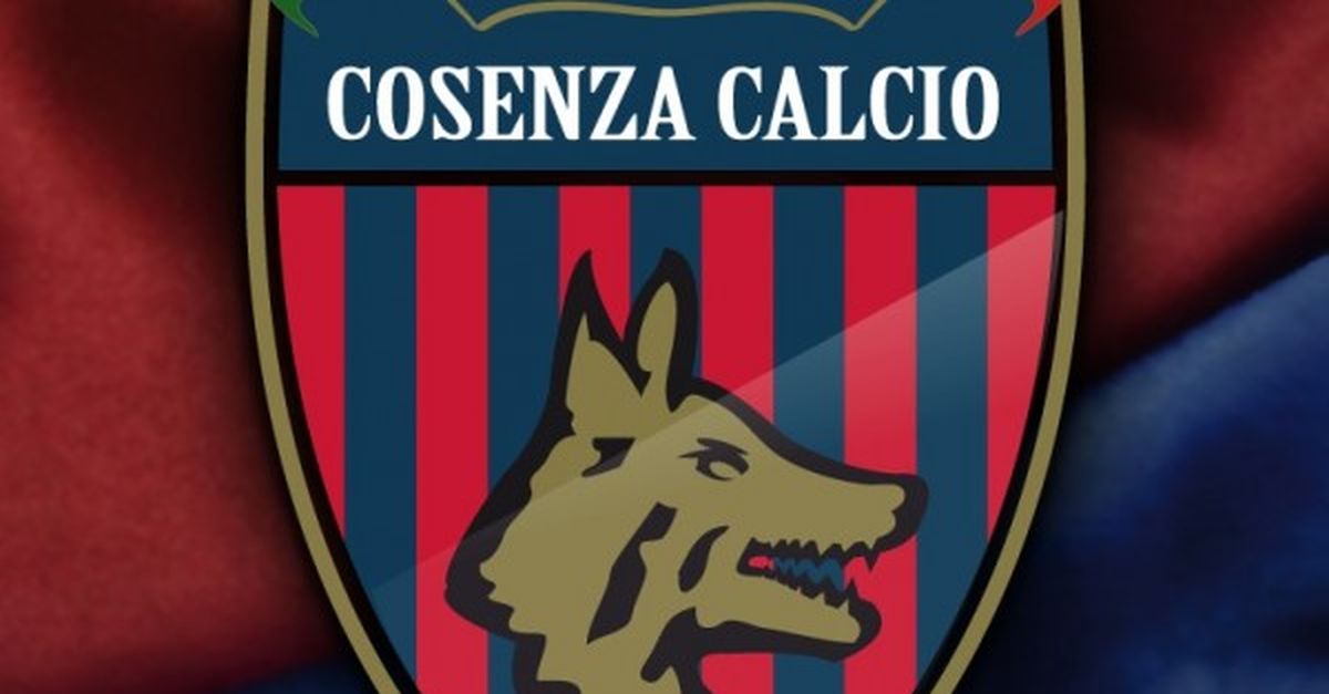 Calcio: Cosenza deferito al Tribunale Federale Nazionale