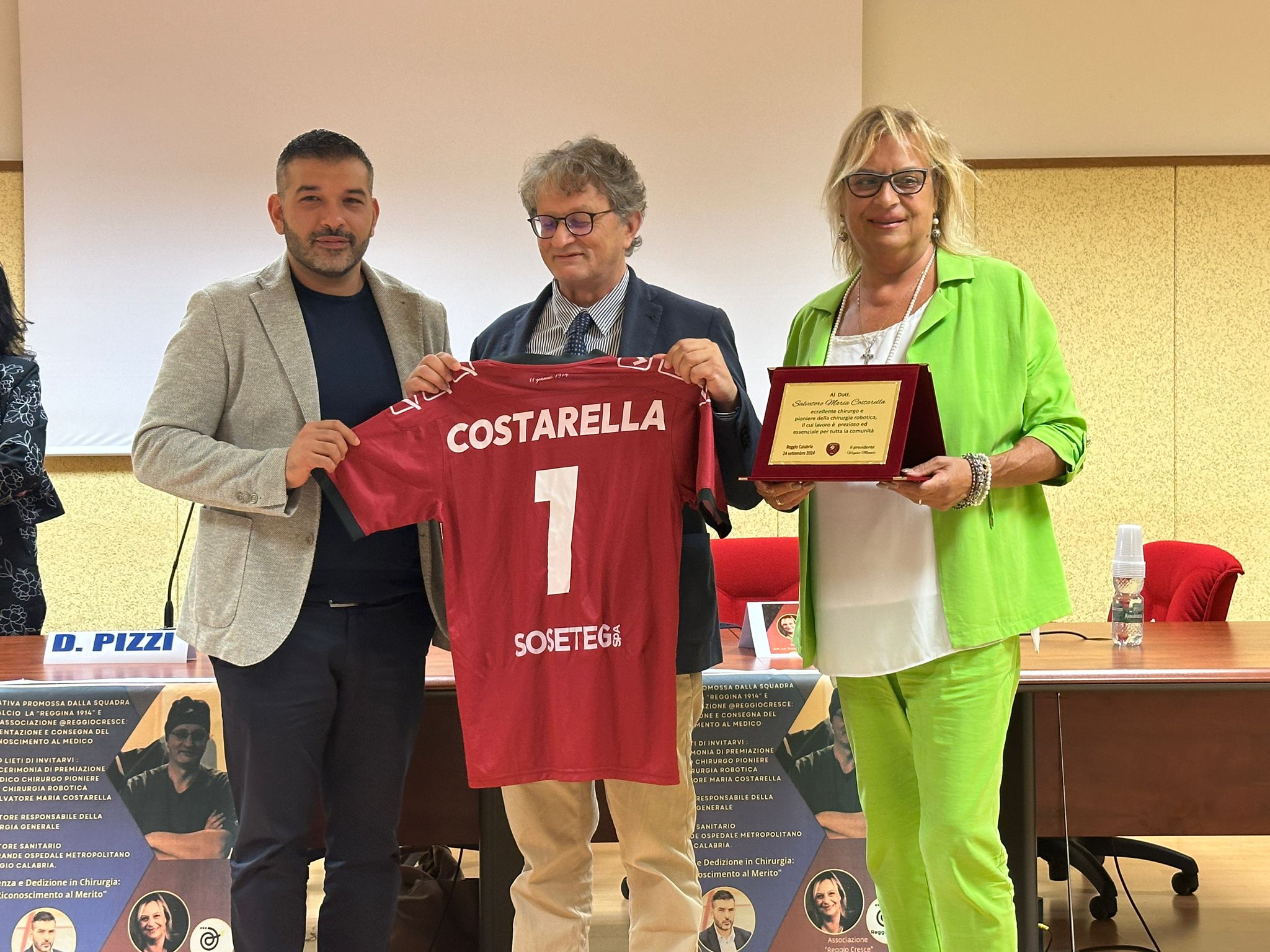 Reggina: il presidente Minniti alla premiazione del dr. Costarella