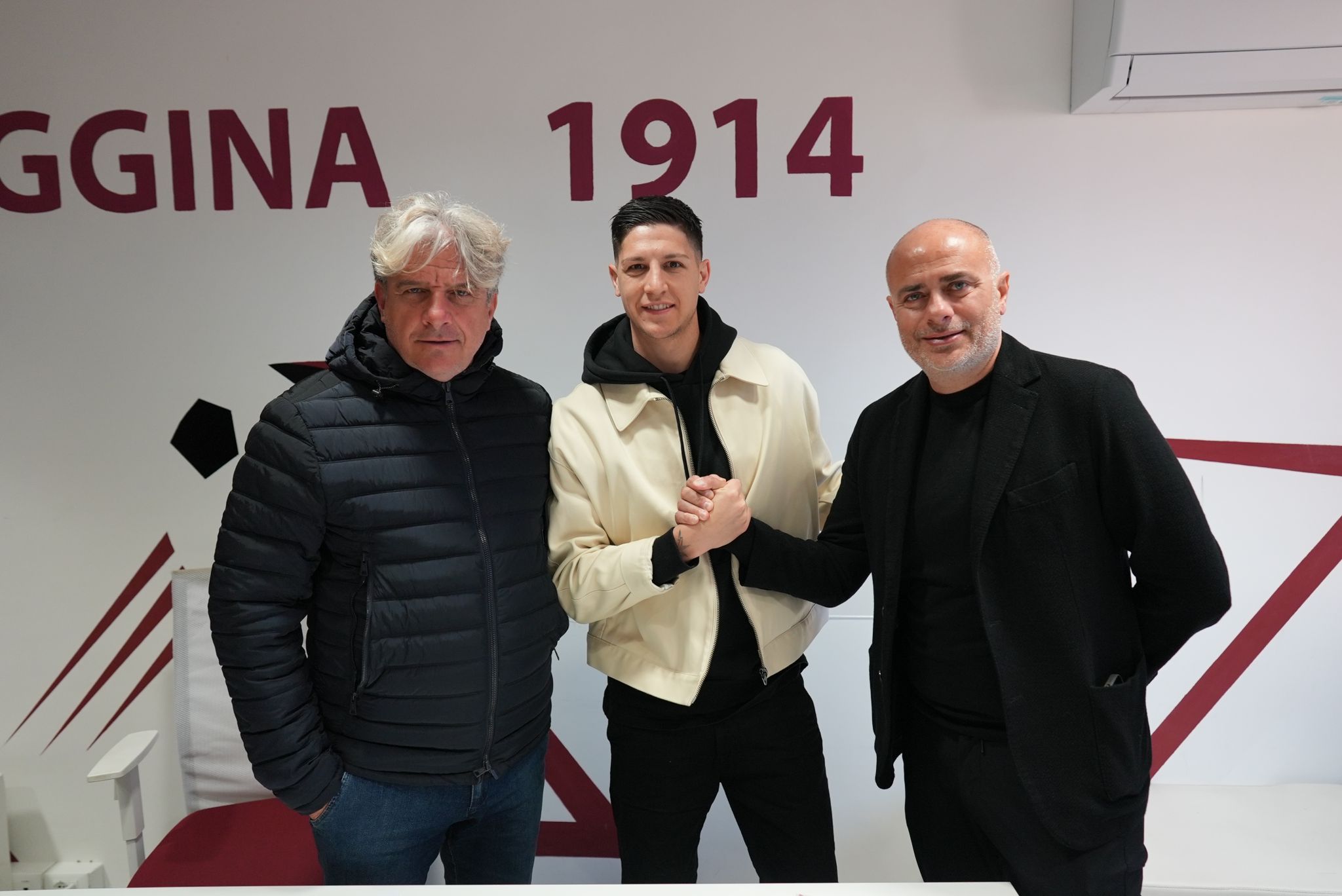 Francesco De Felice è un giocatore della Reggina
