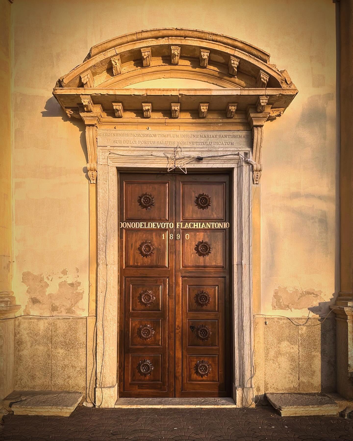 Portone Santuario Porto Salvo Melito