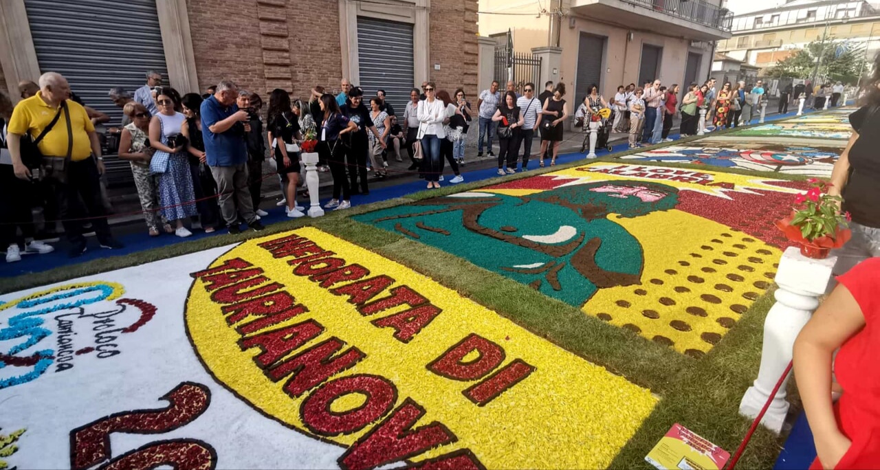 Taurianova: L’Infiorata al Giubileo in Vaticano