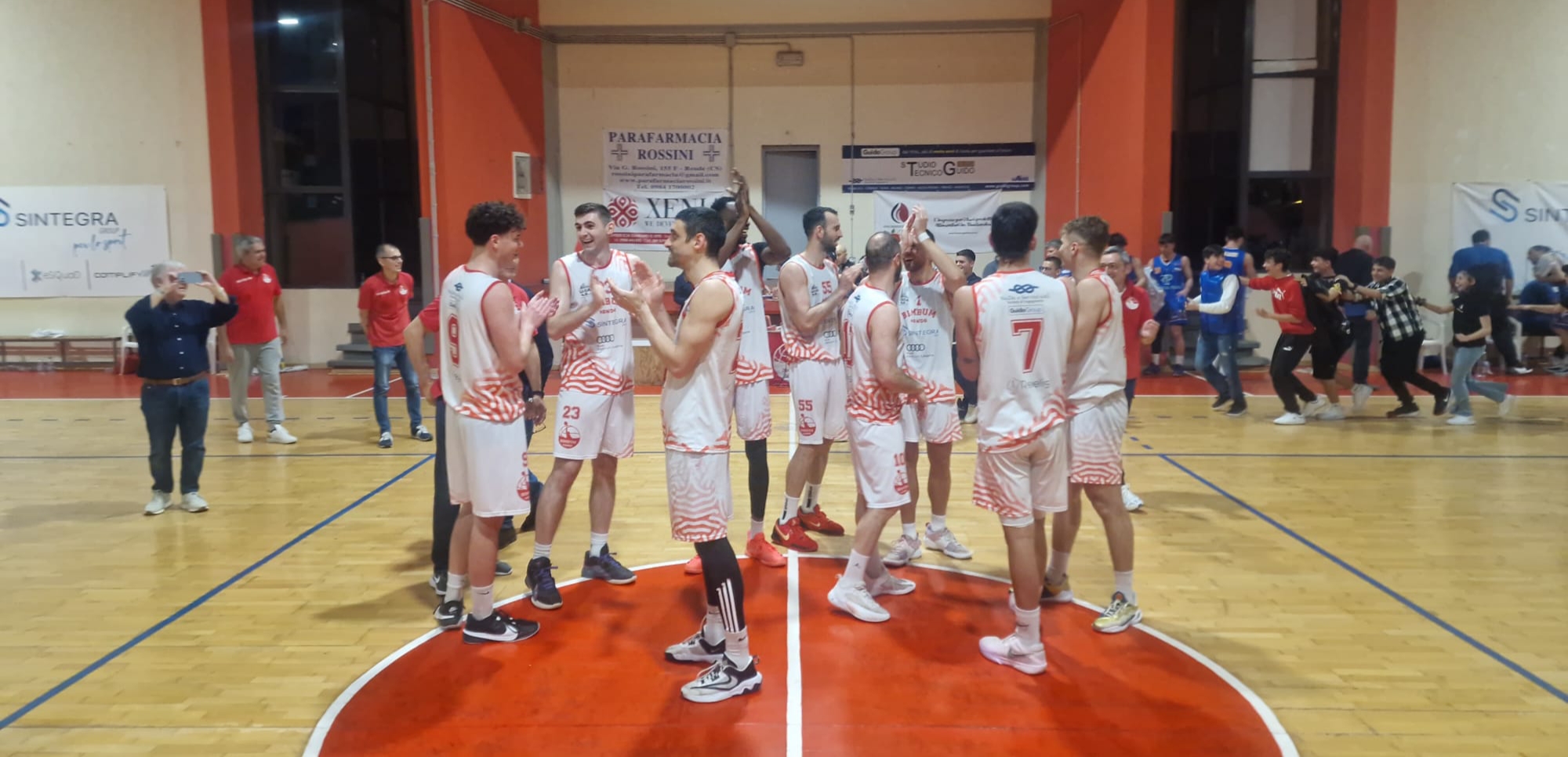 La Sintegra Rende di coach Carbone festeggia la salvezza