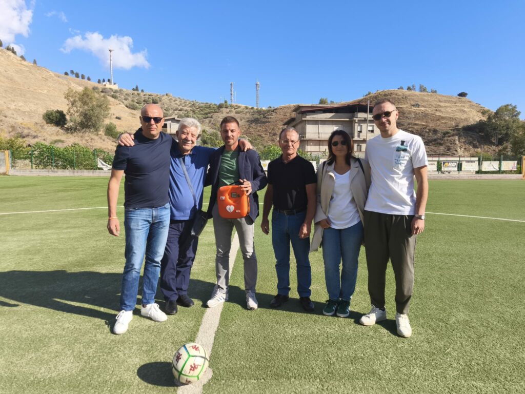 defibrillatore donato a melito