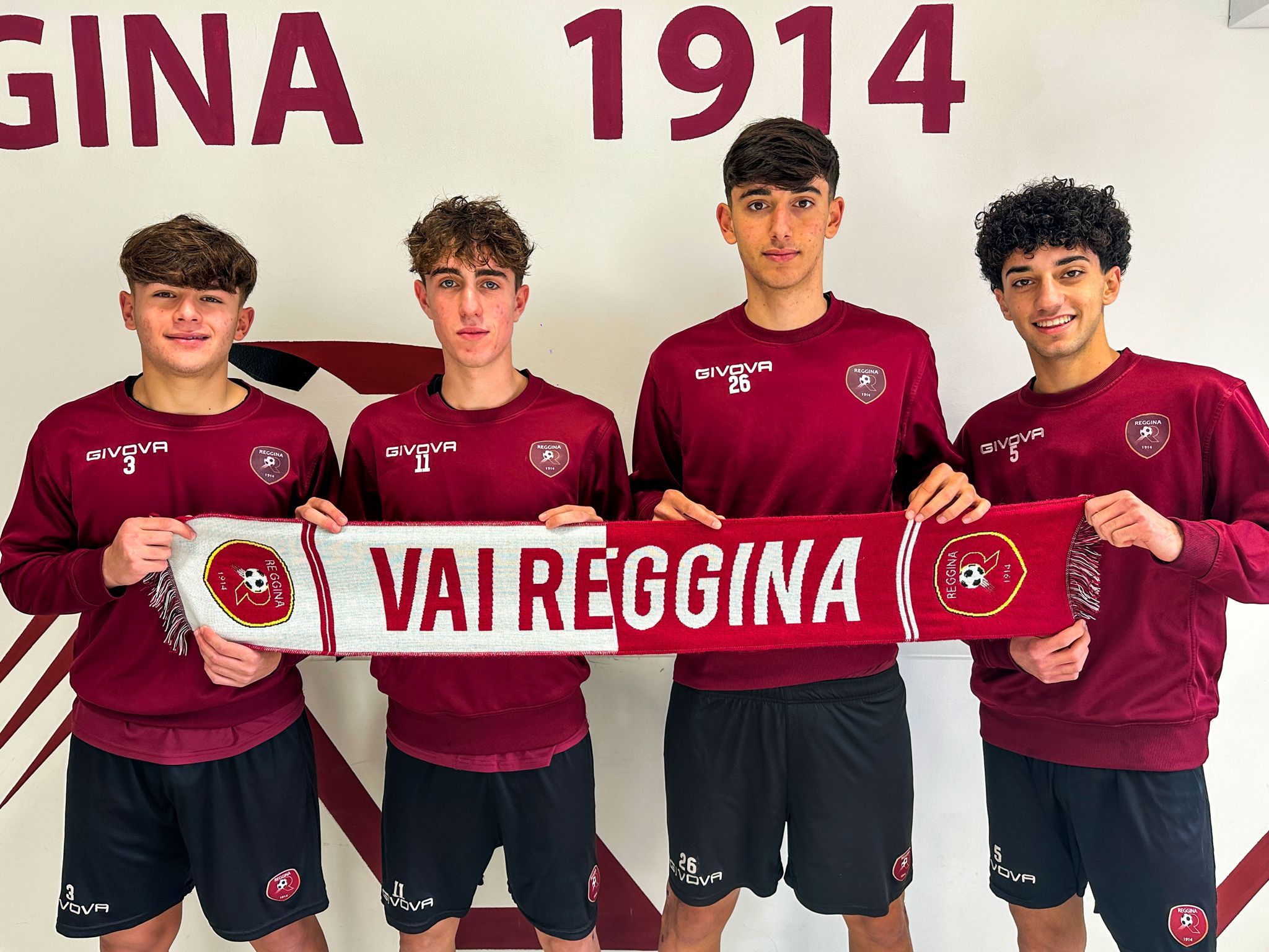 Reggina, settore giovanile: rinnovati alcuni contratti