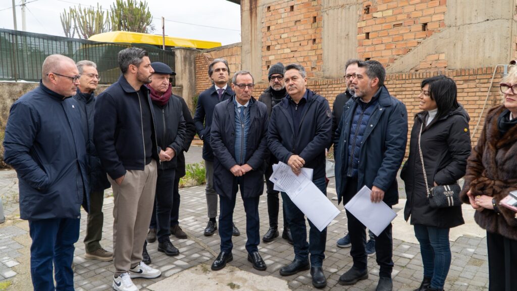 consegna scuola boccioni gallico