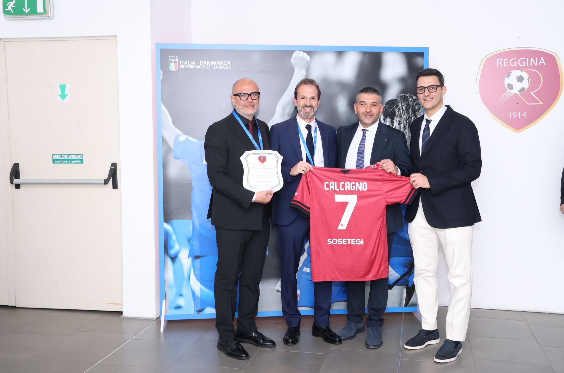 Italia–Svezia a Reggio Calabria: la Reggina omaggia le Nazionali