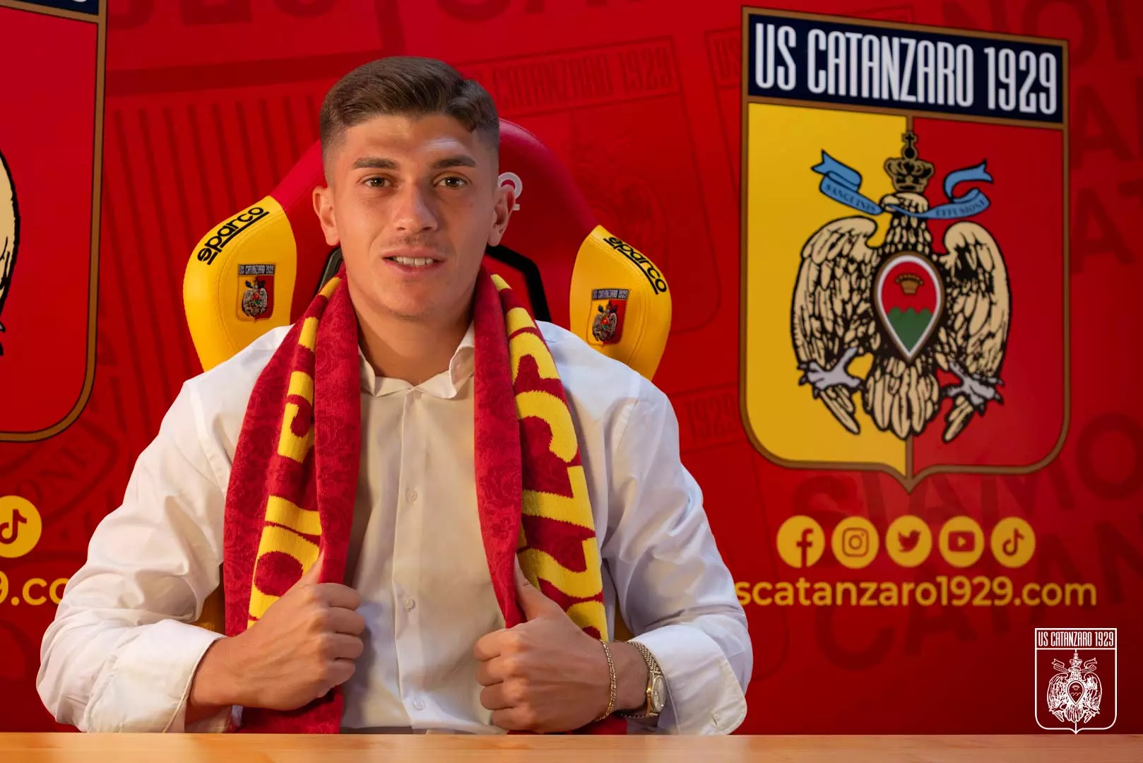 Favasuli porta il Catanzaro in finale playoff: da Africo al Barbera