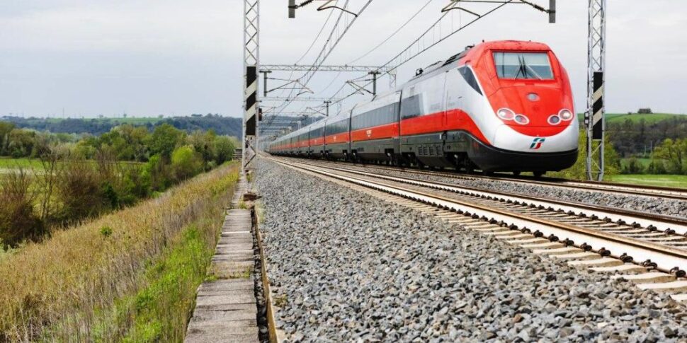 Calabria esclusa alta velocità, occhiuto criticato