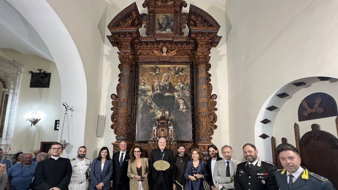 Rombiolo: restaurata pala d’altare, un tesoro Per la comunità