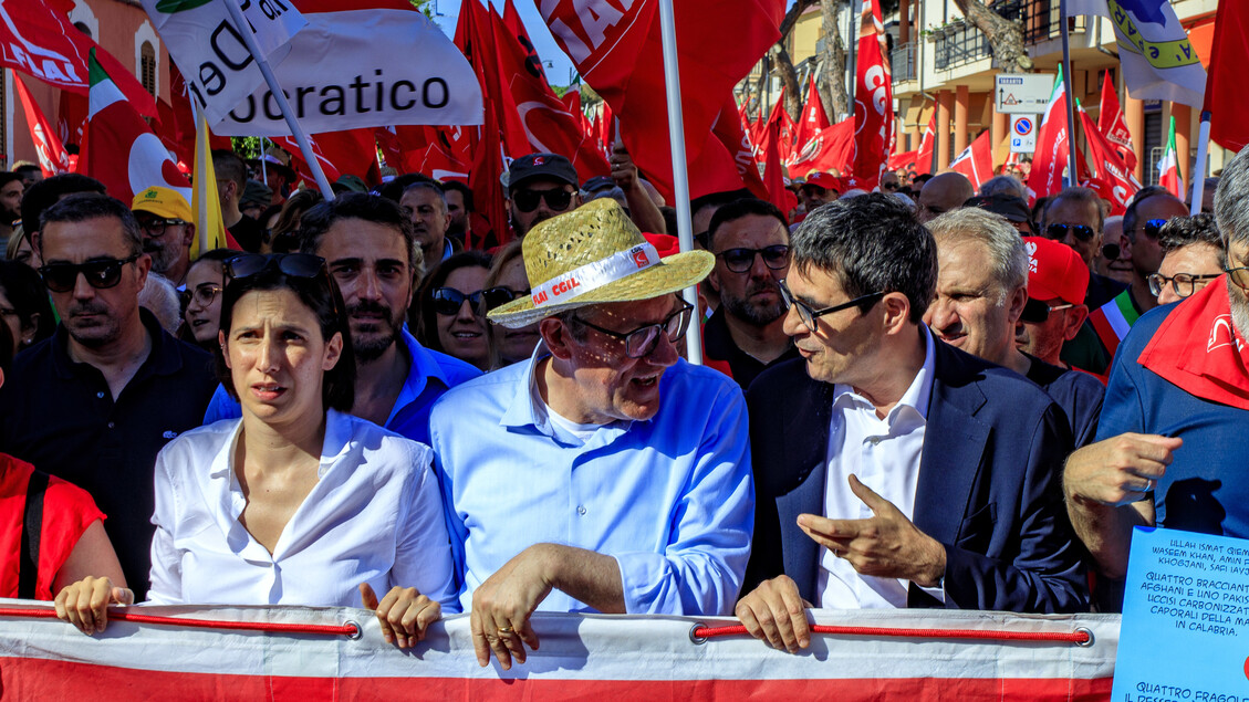 Amendolara: corteo contro il caporalato, migliaia di persone in piazza