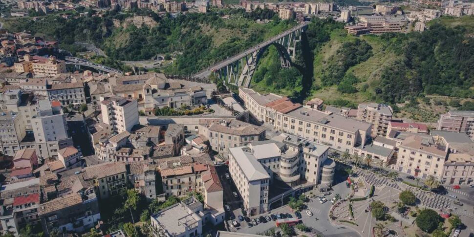 Ritardi servizi autismo Catanzaro, famiglie in attesa
