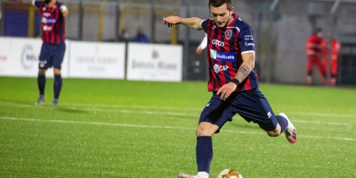 A Crotone fine dell’avventura pitagorica per Sandri, torna Guerra