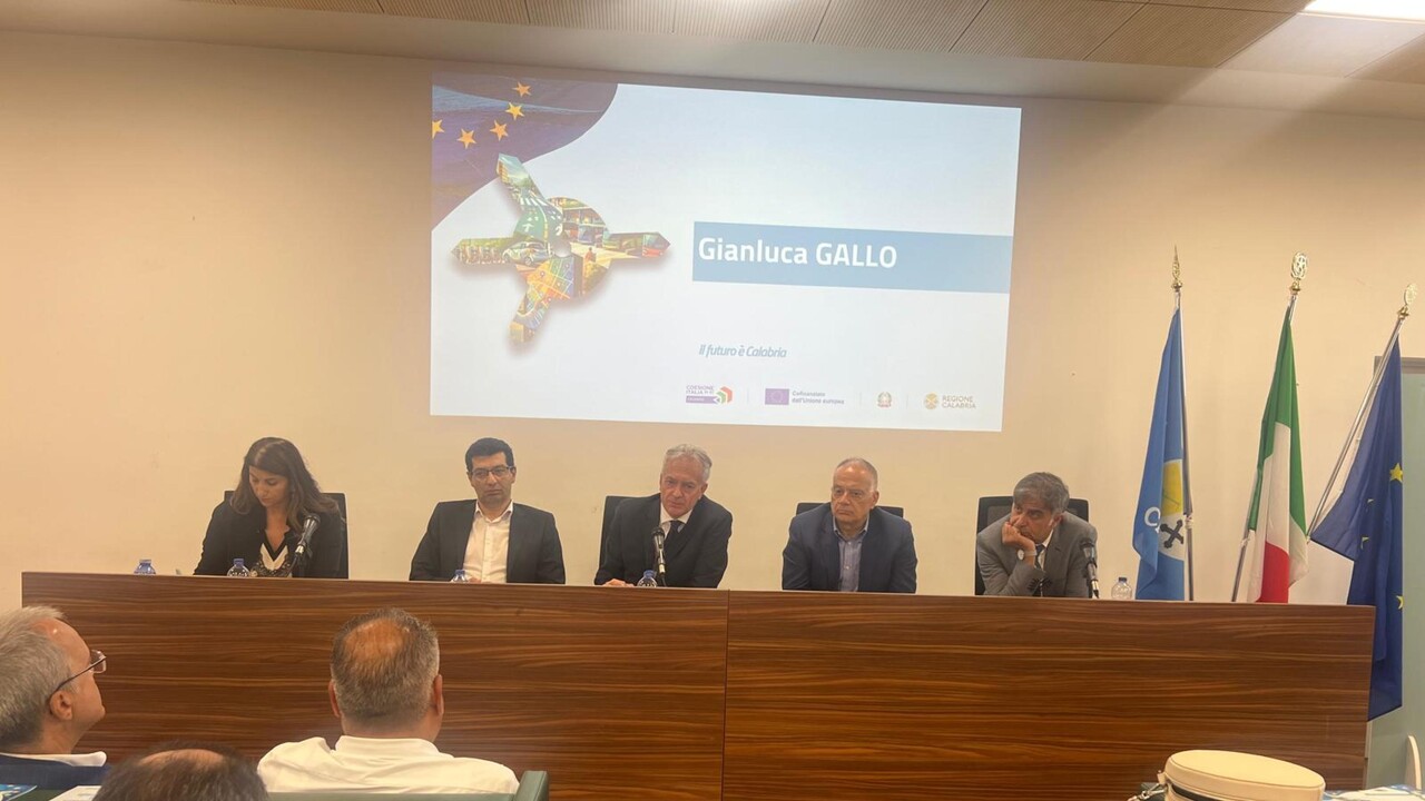 Regione Calabria: 44 milioni per nodi interscambio modale