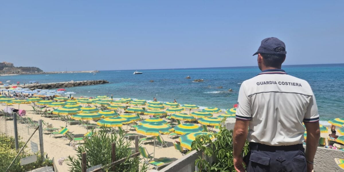Spiagge libere a Parghelia recuperate, 1300 mq restituiti