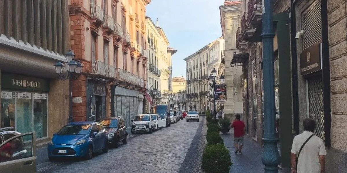 L’isola pedonale a Catanzaro, un dibattito ventennale che infiamma la città