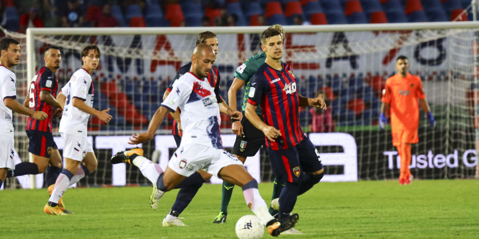 Coppa Italia, crotone-cosenza slitta al 16 agosto