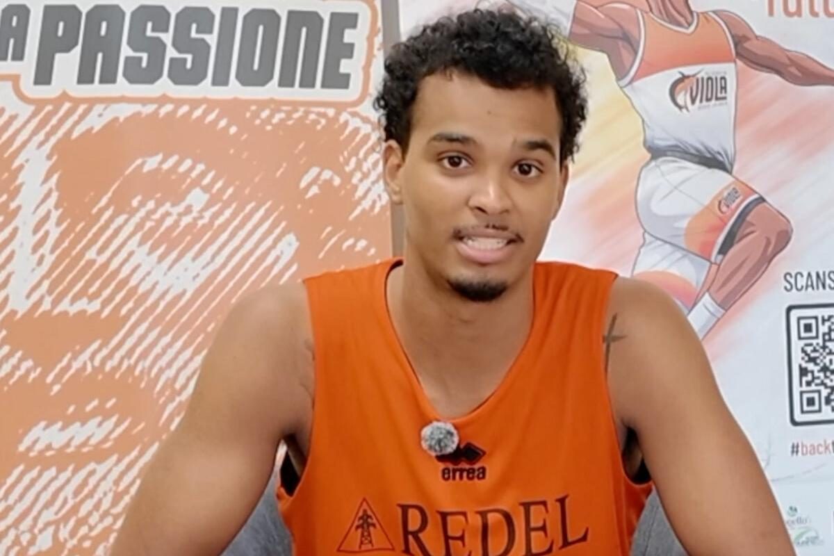 Daniel Love alla Viola Basket, nuova energia per la squadra