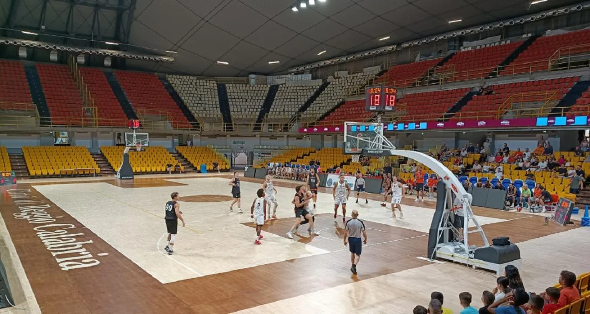 Pallacanestro Viola Reggio Calabria senza sponsor