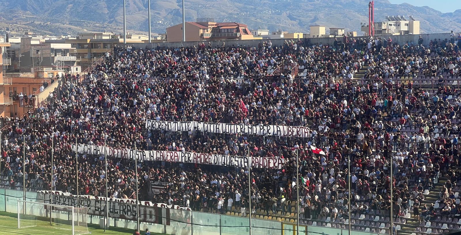 Reggina-Igea Virtus 2-0: legge del Granillo, legge amaranto
