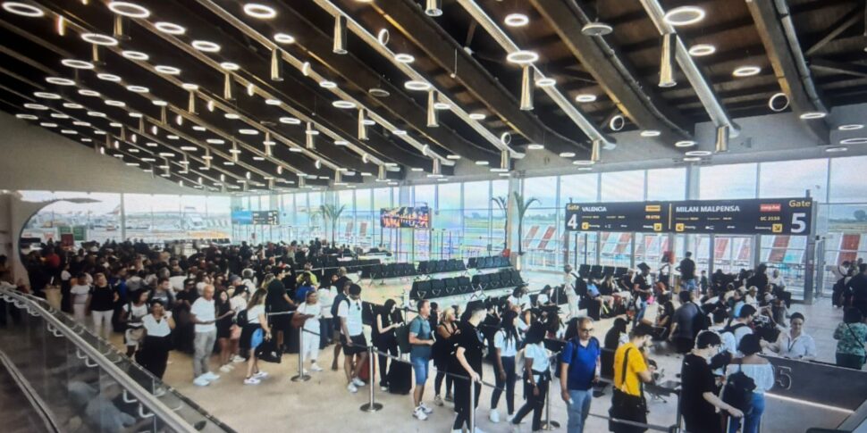 Aeroporti Calabresi , agosto chiude da record