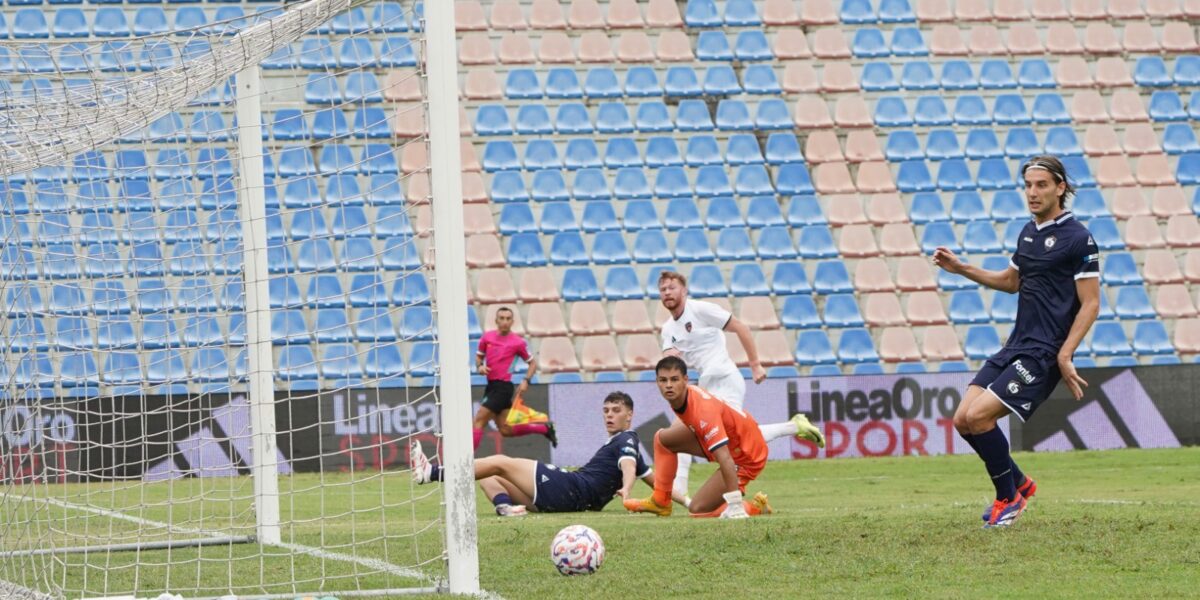Cosenza calcio, primo punto, 0-0 con la Cavese