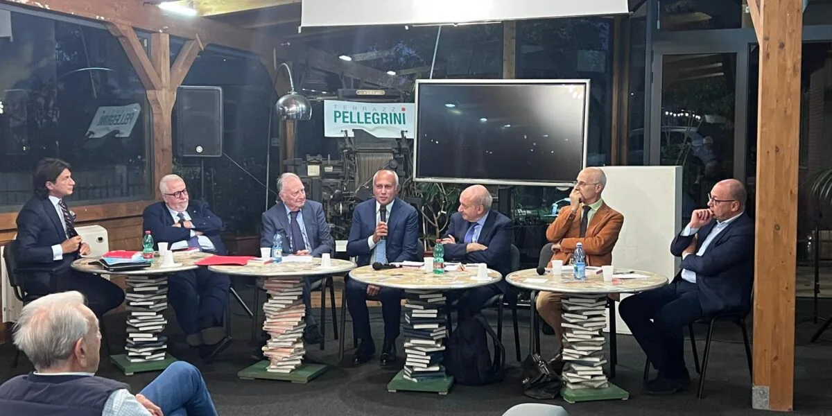 Cosenza, Franz Caruso, “la Costituzione non si tocca”