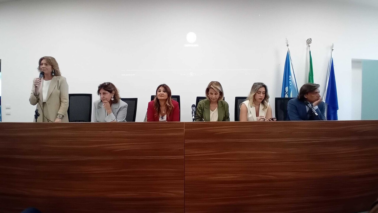 Educazione affettiva nelle scuole Calabresi, via al progetto