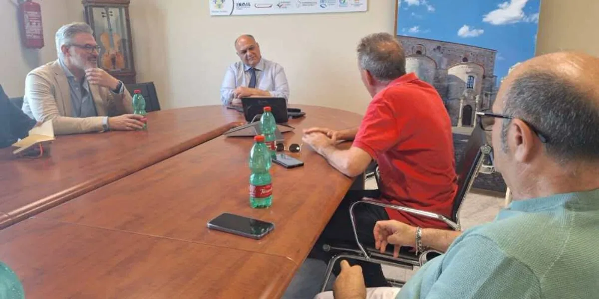 Ugl, fondo per pensioni ex lsu-lpu in Calabria