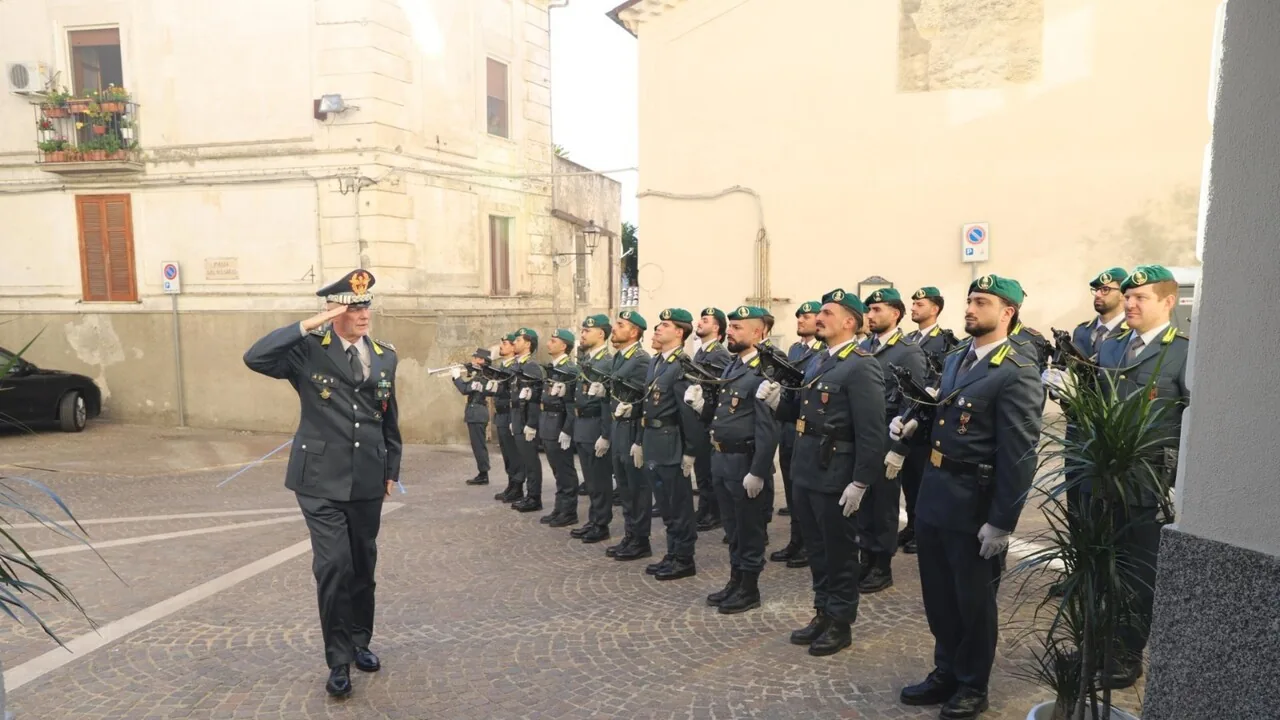 Comandante interregionale Gdf visita Catanzaro e Reggio