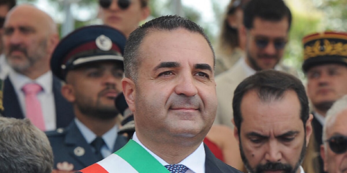 Elezioni Reggio Calabria, Cannizzaro chiede la fiducia