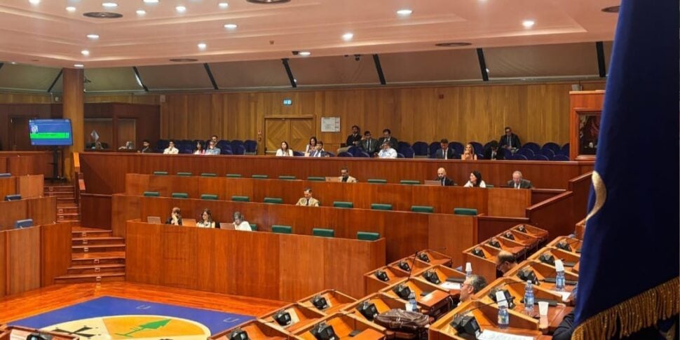 Referendum sottosegretari regione Calabria costa milioni