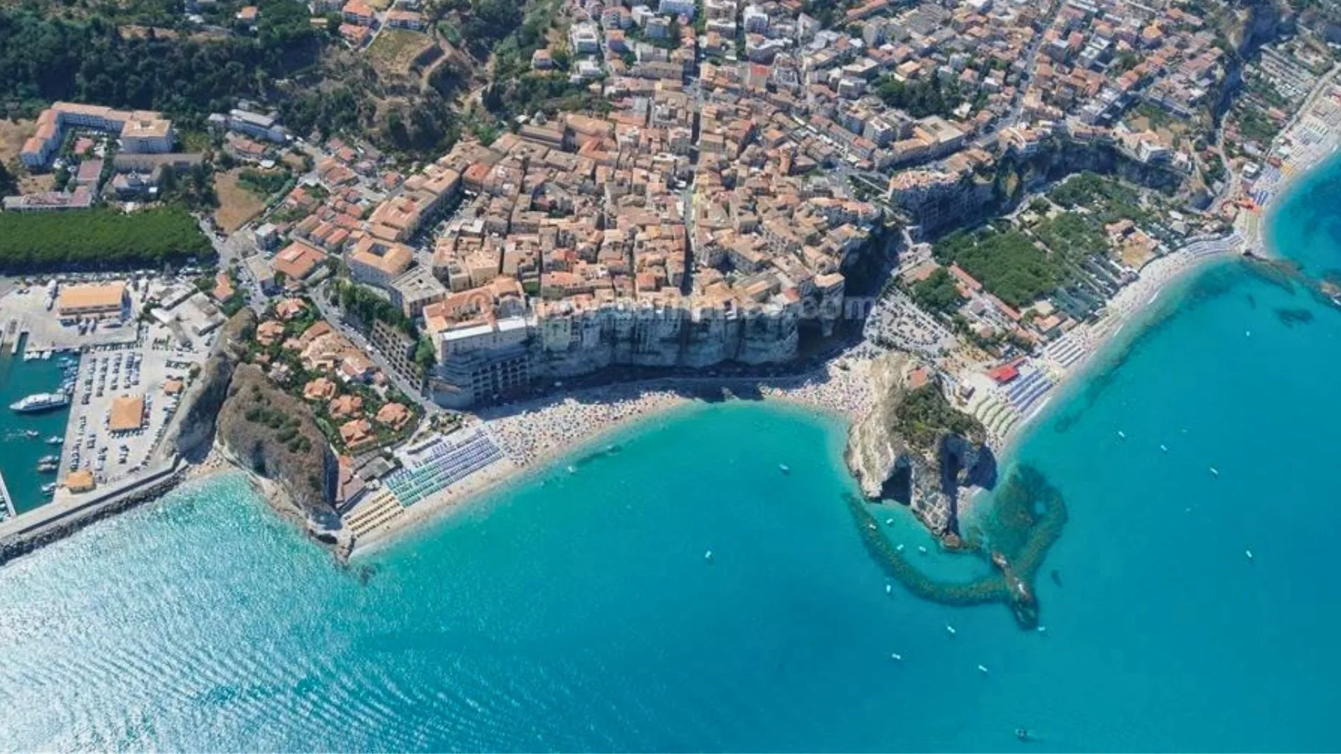A Tropea dipingere la sua bellezza en plein air