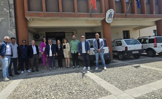 Furto escavatore Calabria Verde a Roccaforte del Greco