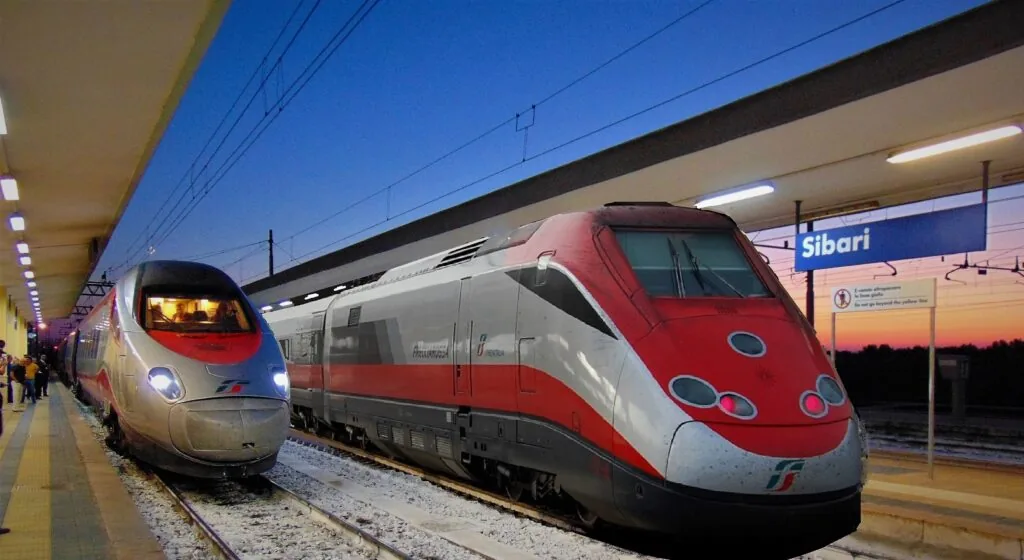 Nuovo frecciarossa sibari-torino e intercity reggio-roma