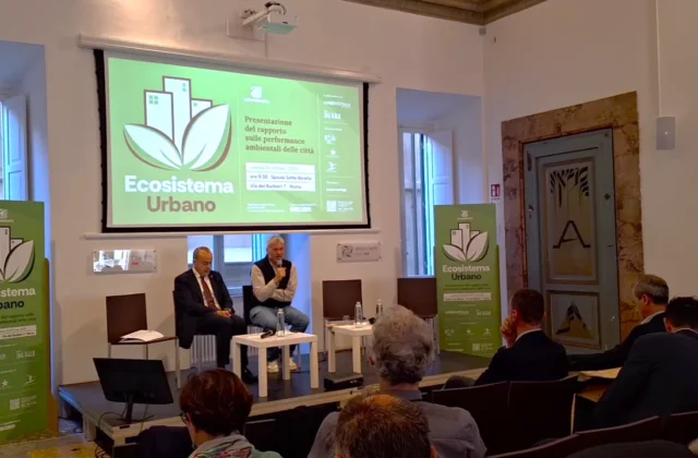 Ecosistema urbano 2026: Cosenza vola, Reggio in coda