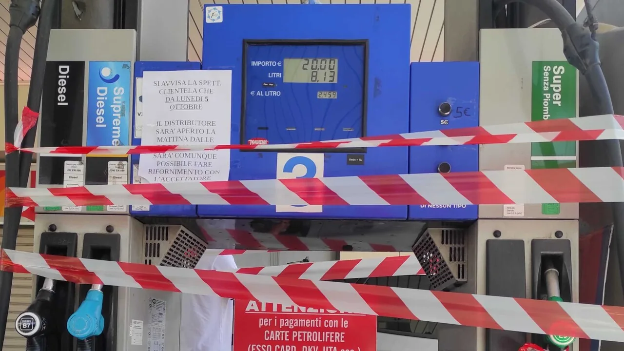 Crisi carburante a Vibo Valentia blocca i distributori