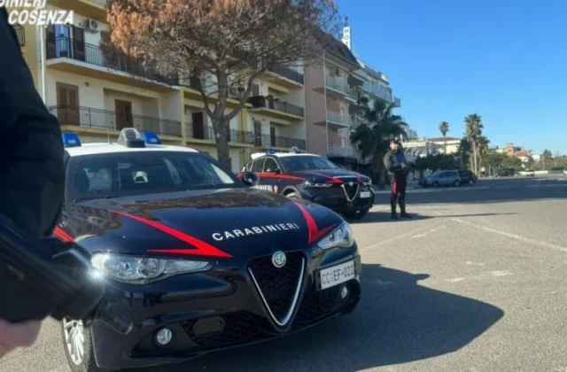 Corigliano Rossano, arresti per voto di scambio e assunzioni