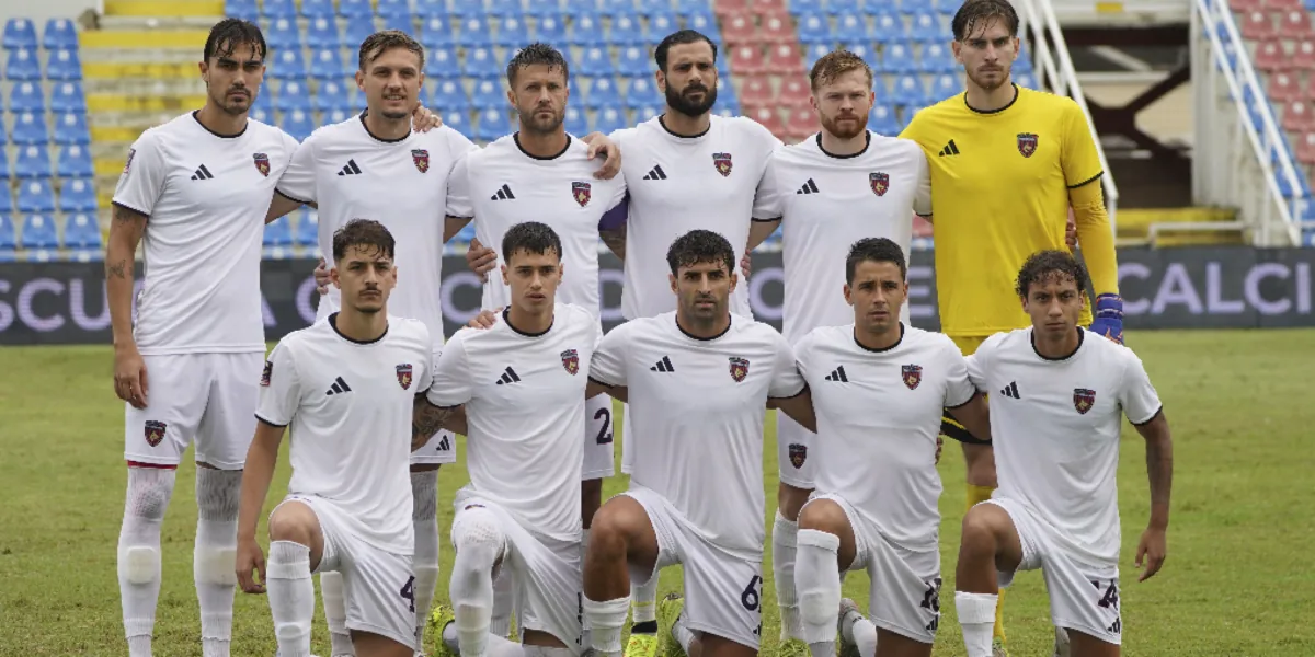 Il Cosenza calcio in un vicolo cieco, rischio dilettantismo