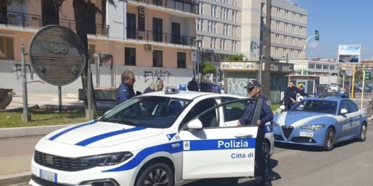Controlli interforze Crotone, sanzioni e dehor sequestrato