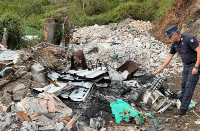 Discarica abusiva a Guardia Piemontese, cinque denunciati