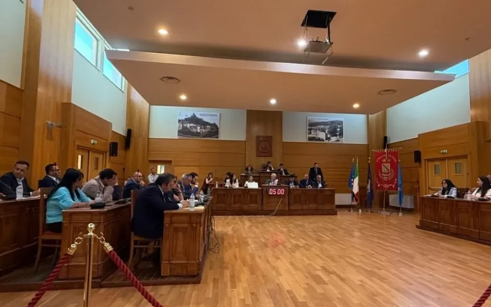 A Lamezia Terme bilancio consolidato e riequilibrio