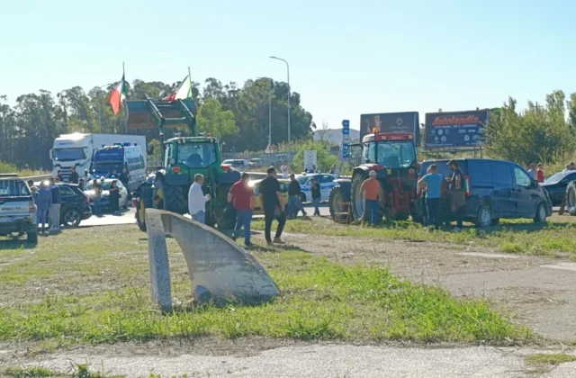 Fondo agricoltori Crotone, 10 milioni contro caro gasolio