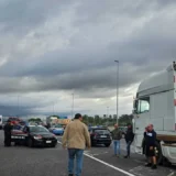 Presidio tir a Gioia Tauro, mezzi fermi davanti al Porto